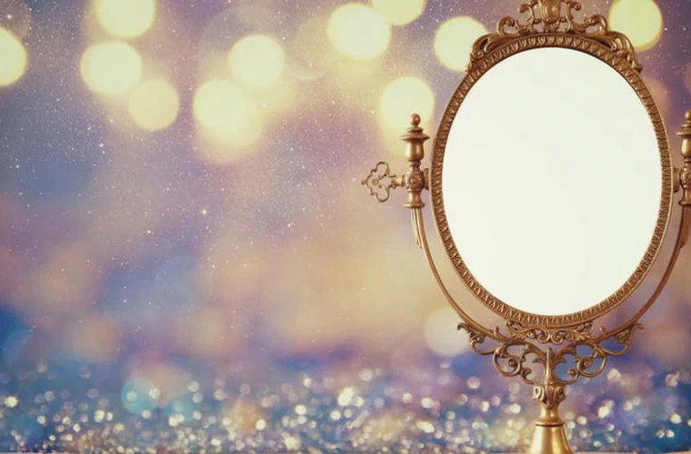 Cine a inventat oglinda și care au fost, de fapt, primele oglinzi