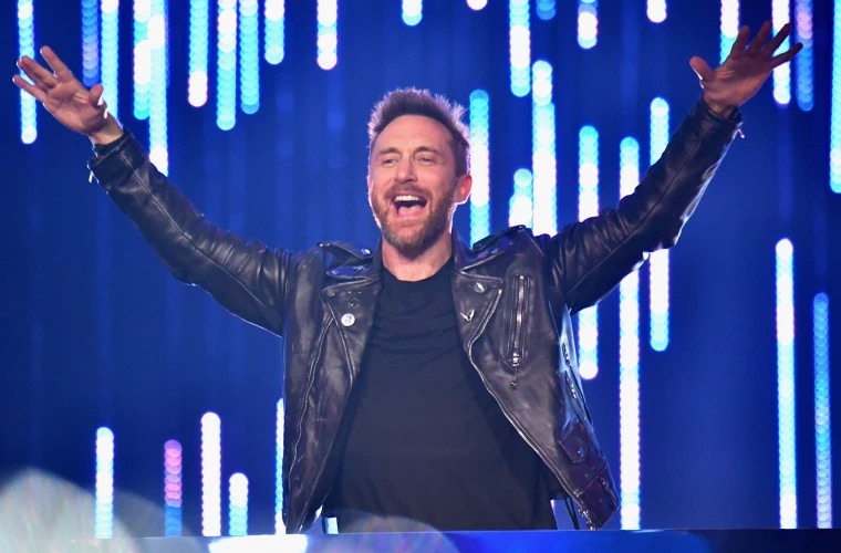 David Guetta şi-a vîndut catalogul muzical pentru o sumă cu nouă cifre