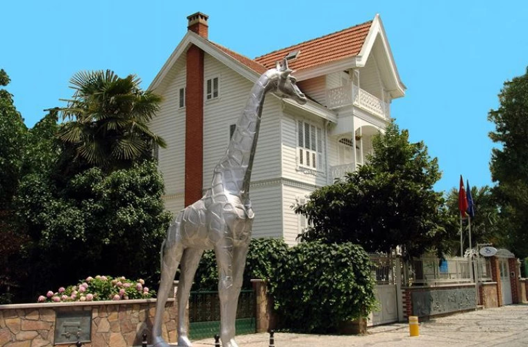 Cum arată Muzeul Jucăriilor din Istanbul, ascuns într-o clădire istorică