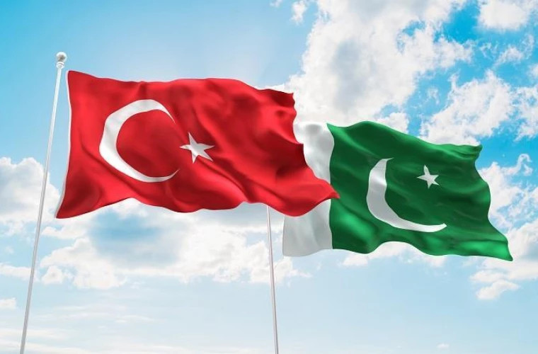 Turcia promite intensificarea cooperării cu Pakistanul