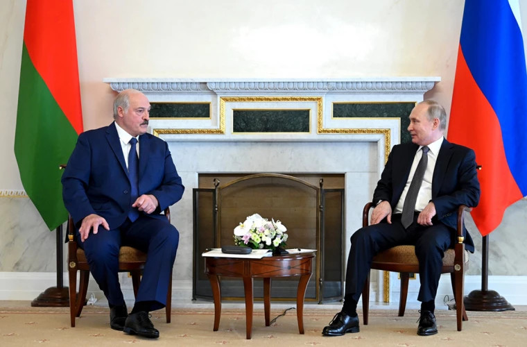 Путин и Лукашенко обсудят пакет дорожных карт “по интеграции России и Беларуси” 