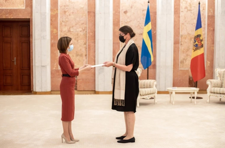 Санду приняла верительные грамоты от послов ЕС и Швеции