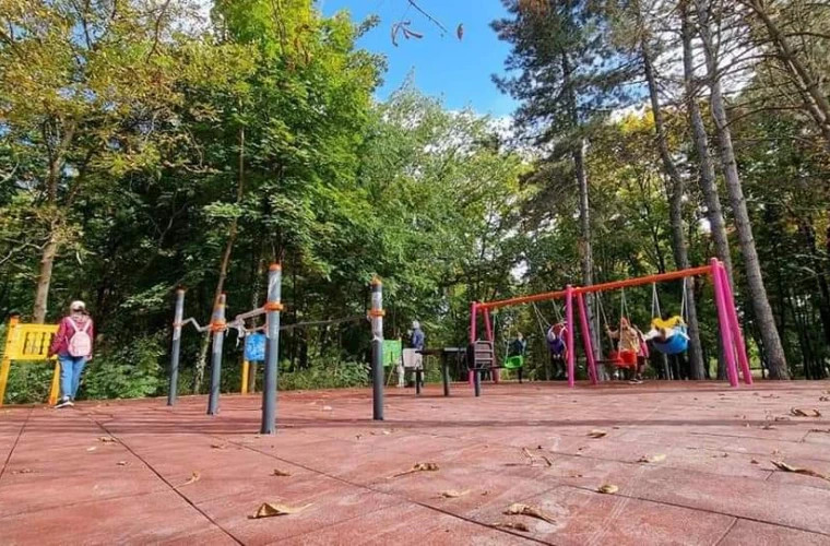 În Chișinău a apărut un complex de joacă pentru copiii cu nevoi speciale