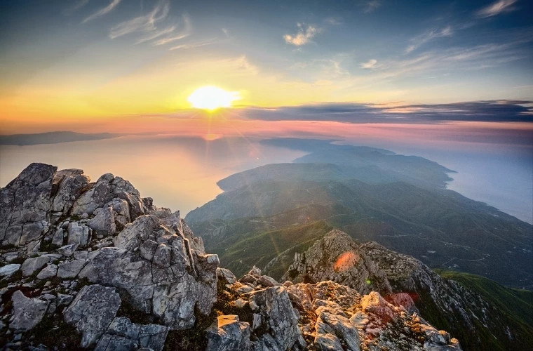 Doi pelerini ucraineni s-au pierdut pe Muntele Athos