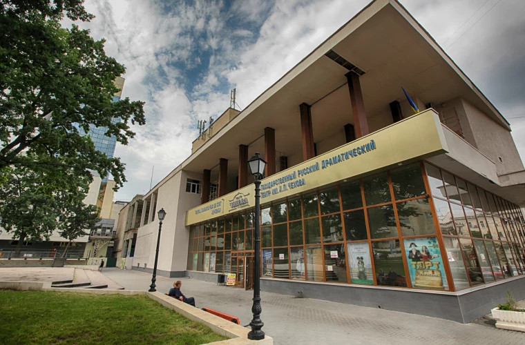 Cum au afectat restricțiile COVID-19 frecventarea teatrelor din Moldova?