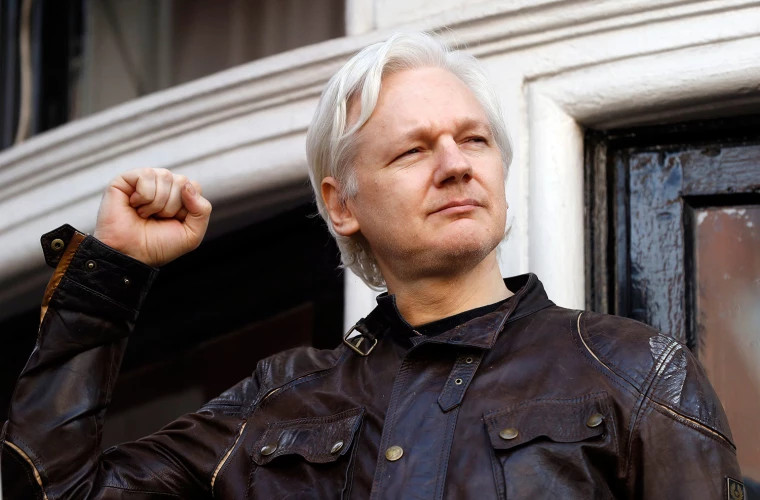 Julian Assange a primit permisiunea de a se căsători în închisoare