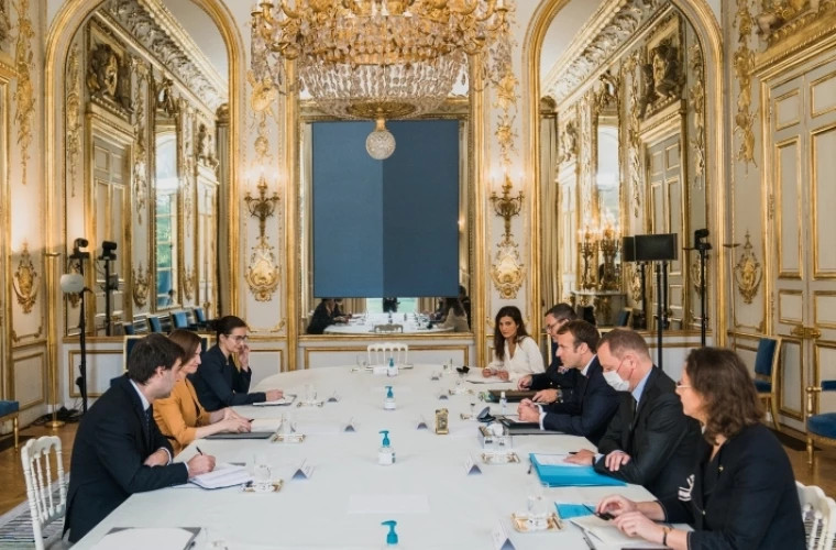 Președinta Maia Sandu a discutat, la Paris cu Emmanuel Macron
