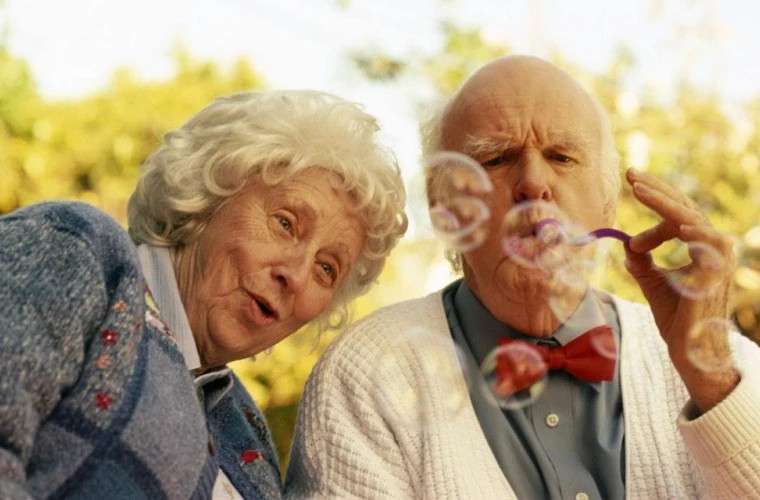 "Nu stau în fața televizorului": O americancă de 105 ani a dezvăluit secretul longevității