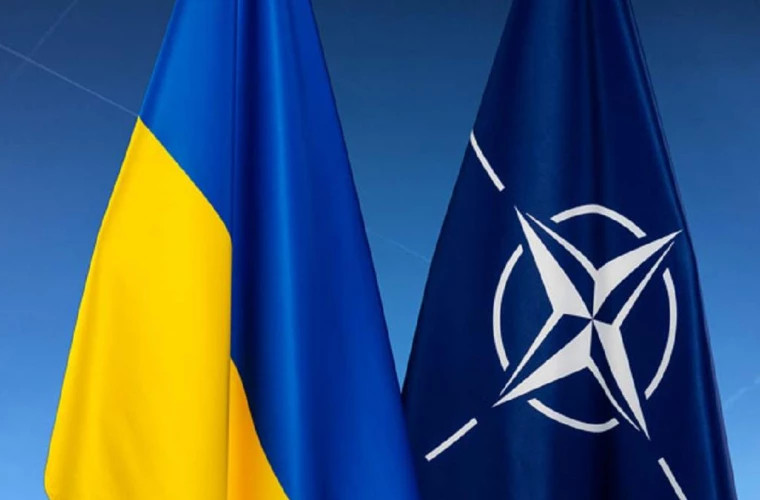 Ucraina nu renunţă la planurile sale de a adera la NATO şi respinge orice ''garanţii'' oferite Moscovei