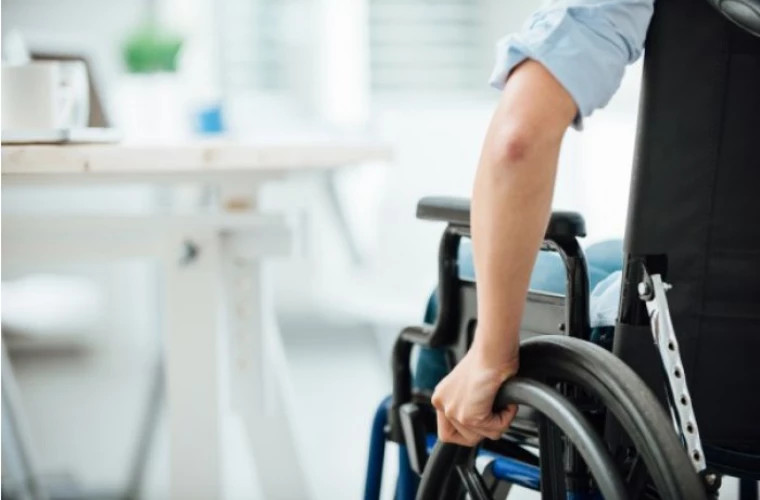 Un studiu arată cu ce greutăți s-au întîlnit pacienții cu dizabilități în perioada pandemică