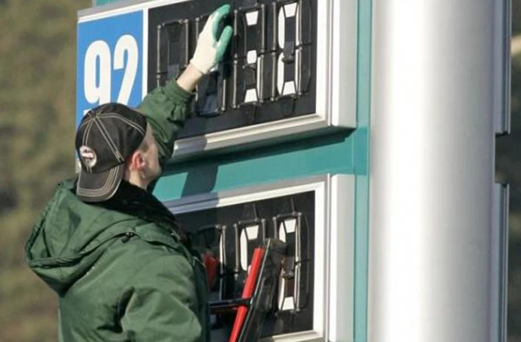 Benzina și motorina în Moldova se ieftinesc din nou 