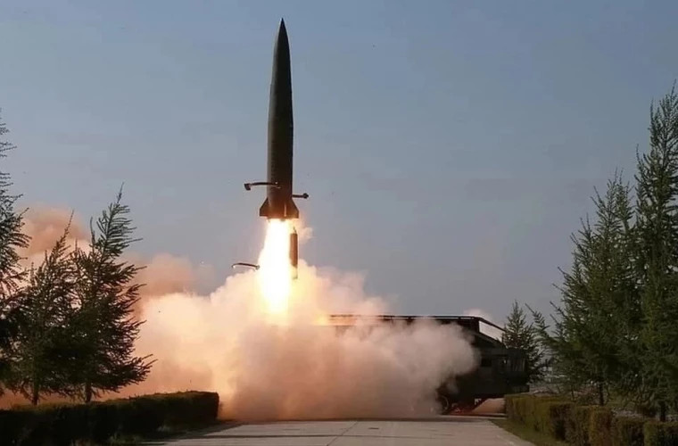 Statele Unite au spus că lansarea unei rachete balistice de către Coreea de Nord încalcă rezoluţiile Consiliului de Securitate al ONU