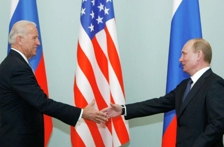 Rusia nu exclude o nouă comunicare între președinții Biden și Putin