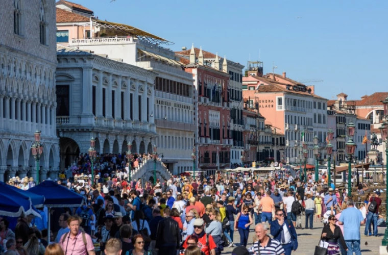 Călătoriile la Veneţia se vor face doar pe bază de rezervare