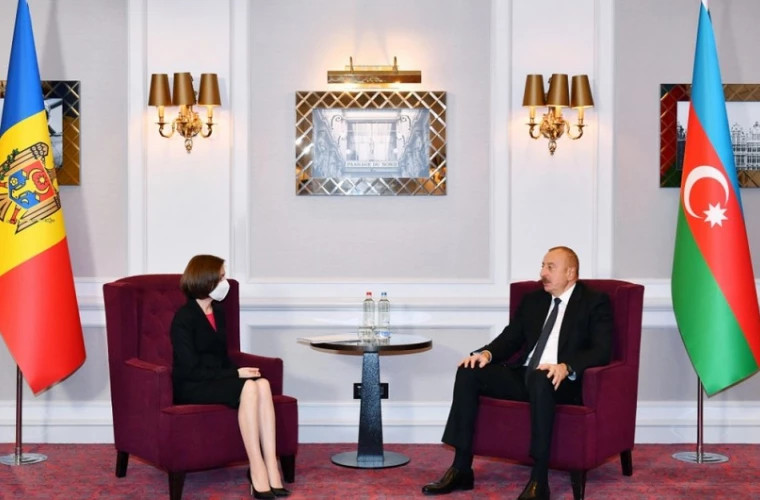 Președinta Maia Sandu a vorbit la telefon cu Președintele Azerbaidjanului, Ilham Aliyev