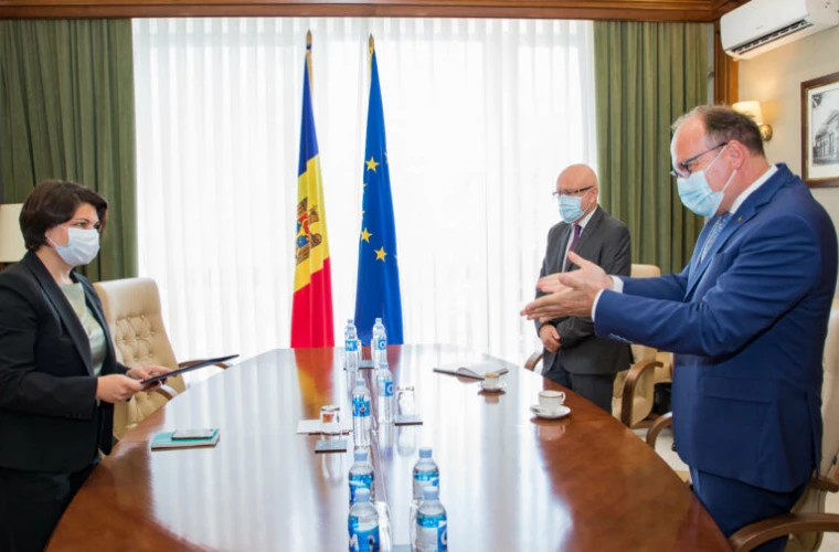 Гаврилица приняла нового посла Румынии в Кишиневе. Что они обсуждали?