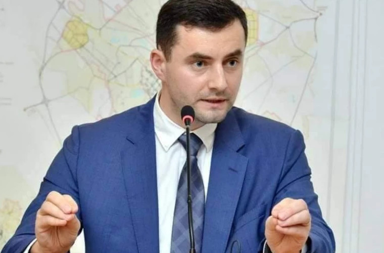 Viceprimarul Ilie Ceban, amendat pentru că „ar fi refuzat să autorizeze o construcție în parcul Valea Morilor”