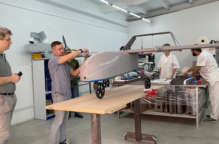 Команда молодых инженеров из Молдовы строит дроны собственной разработки