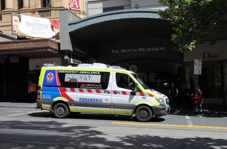 Четырехлетний мальчик в Австралии спас жизнь своей матери, вызвав скорую помощь
