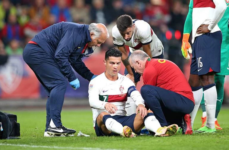 Роналду получил травму во время матча