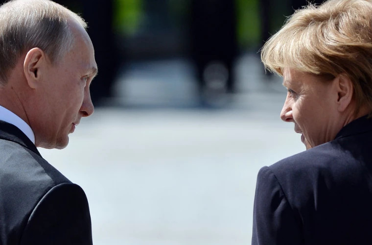 Меркель призвала серьезнее относиться к заявлениям Путина