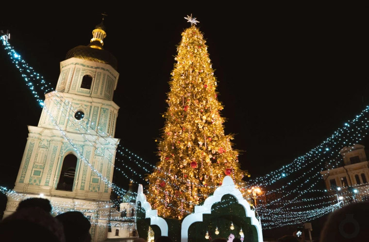 Рождеству быть В Киеве установят рождественскую елку