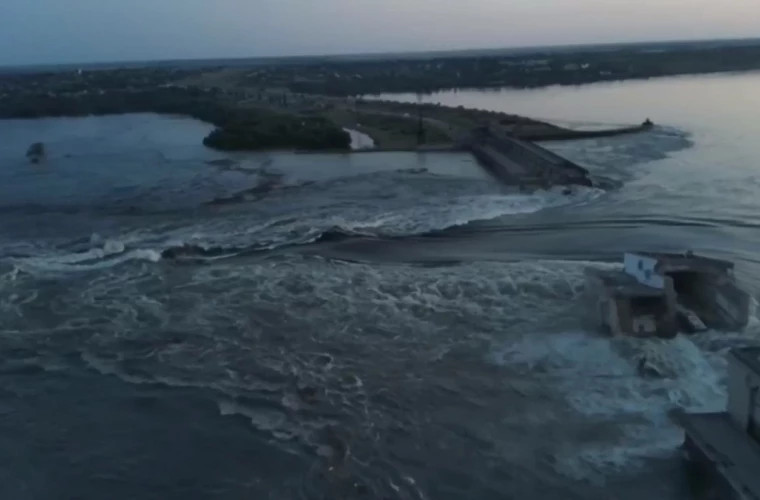 Cine a aruncat în aer barajul centralei hidroelectrice Kahovka