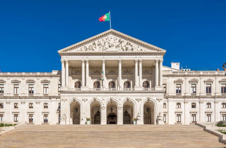 Portugalia a format un nou cabinet de miniștri
