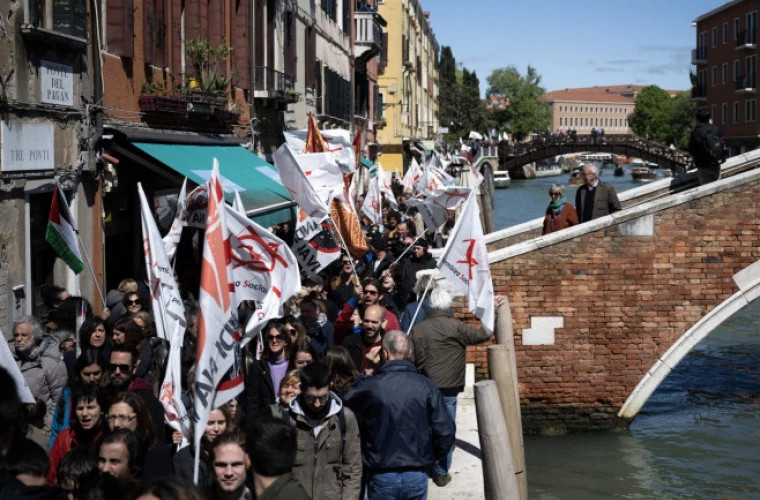 Furie la Veneția Ce lea provocat nemulțumirea mai multor activiști