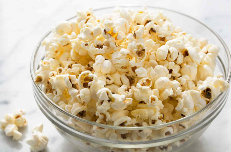 De ce trebuie să renunţi la popcorn