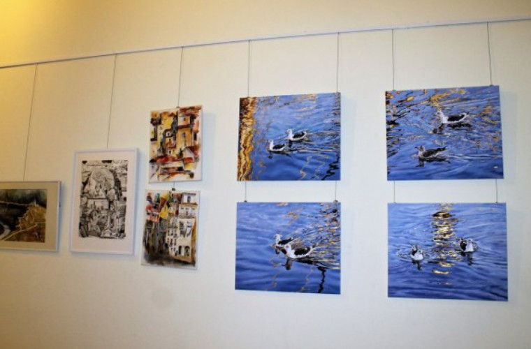 O expoziție inedită a artiștilor plastici moldoveni, inaugurată în Portugalia (FOTO)