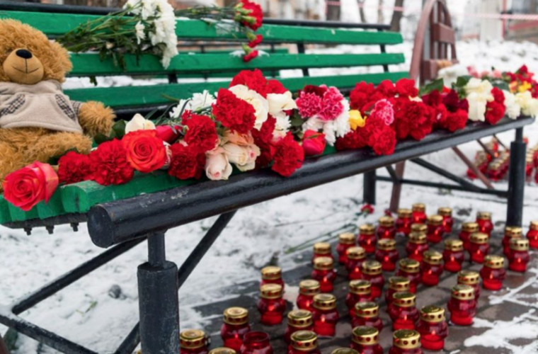 Pe Internet a apărut un cîntec în memoria celor decedați la Kemerovo (VIDEO)