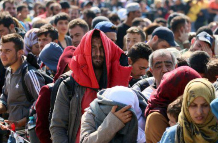 10.000 de refugiaţi din Orientul Mijlociu şi nordul Africii, preluaţi de Germania