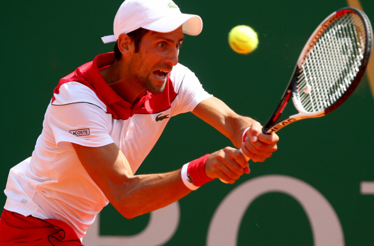 Novak Djokovic şi-a schimbat racheta şi speră la mai multe victorii