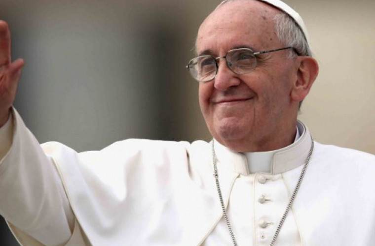 De ziua lui onomoastică, Papa Francisc a împărţit nevoiaşilor îngheţată