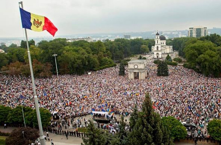 Marea Adunare a Țării decide soarta Moldovei