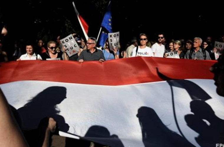 Proteste la nivel naţional în Polonia