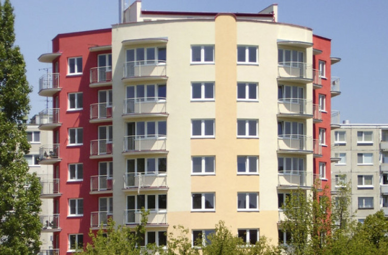 Tot mai mulţi moldoveni, înșelați de dezvoltatorii imobiliari
