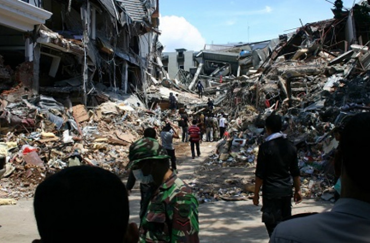 Martorii au filmat un cutremur devastator în Indonezia