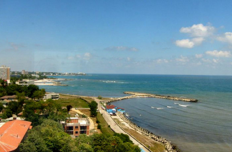 Avertizare! Apa Mării Negre de pe litoralul românesc, infectată