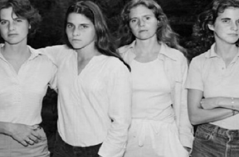 4 surori s-au fotografiat în fiecare an timp de 4 decenii (FOTO)