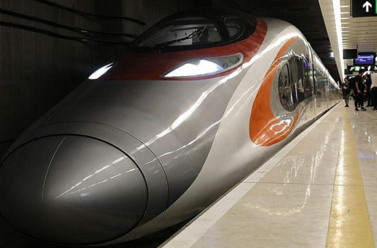 Un tren de mare viteză - mărul discordiei dintre China și Hong Kong
