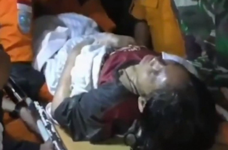 O femeie a fost salvată de sub dărîmături la 3 zile după cutremurul din Indonezia