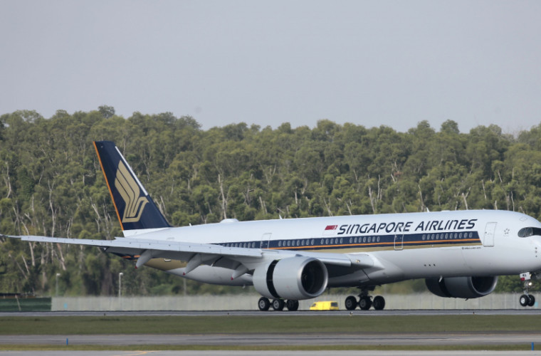 Cel mai lung zbor din lume, Singapore-New York, s-a terminat (FOTO) 