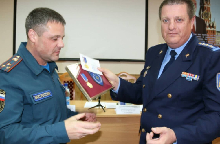 Молдова наградила российских спасателей
