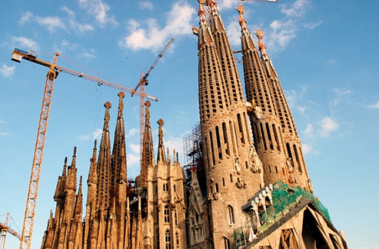 Sagrada Familia va plăti Barcelonei 41 mil. dolari