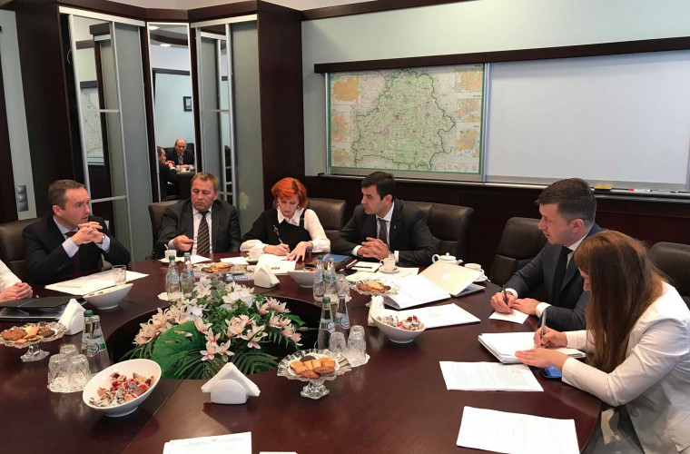 Belarus are de gînd să realizeze proiecte de reabilitare a drumurilor în Moldova