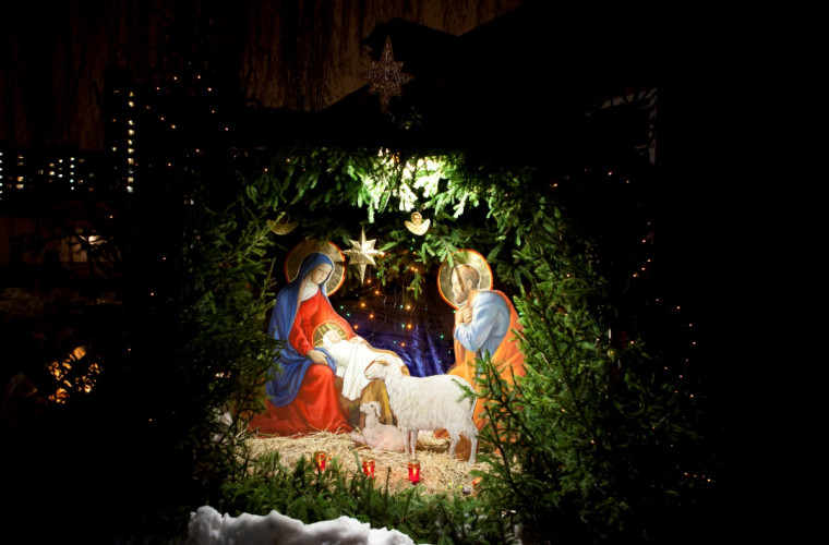 Un magazin a interzis scena nașterii lui Iisus pe rafturi