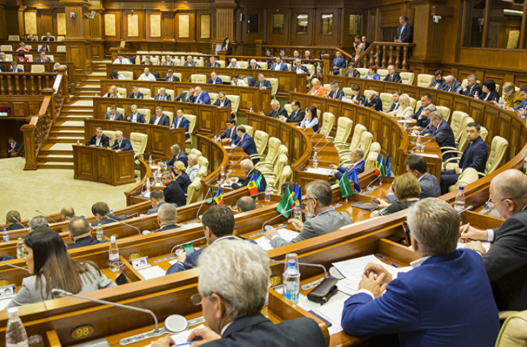 Deputaţii nu au contestat decizia aprobată de Guvern la inițiativa lui Vlad Plahotniuc