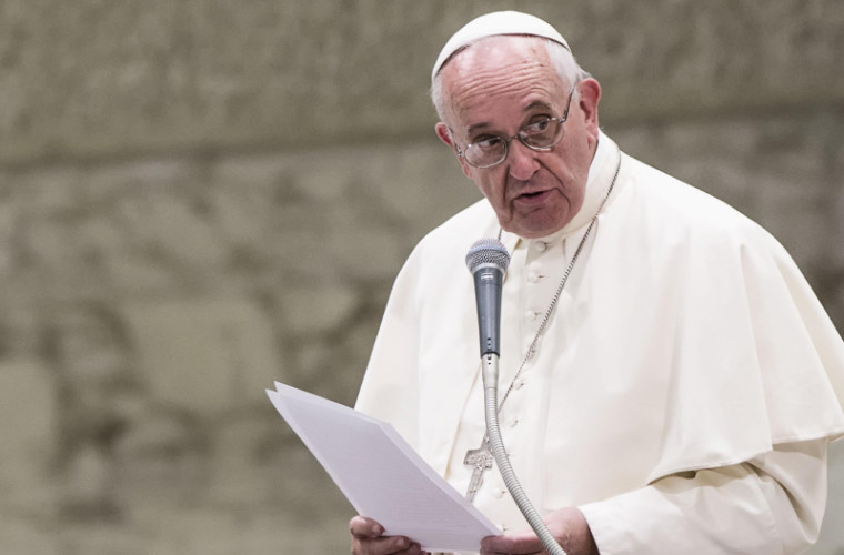 Purtătorul de cuvînt al Papei Francisc şi adjunctul acestuia şi-au dat demisia